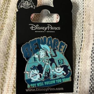 Disney Haunted Mansion Toy Story Hitchhiking Ghosts Pin